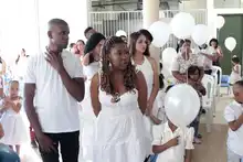 90 niñas y niños vinculados al ‘Modelo Cariño’ celebraron su transición a la educación formal