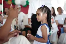 90 niñas y niños vinculados al ‘Modelo Cariño’ celebraron su transición a la educación formal