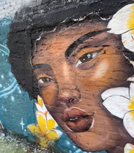 Sara Hernández, una artista pereirana que pinta de color las calles de Cali
