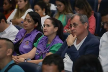 Una noche entre lágrimas y risas