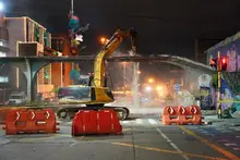 Alcaldía desmonta el puente vehicular de la calle 5 con carrera 6, a la altura de Comfenalco