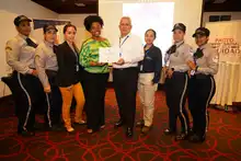 Clausura de la Escuela Empresarial Tejiendo Camino por la Equidad