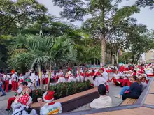 Visitantes del Valle se maravillan con el alumbrado caleño