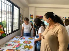 Trabajo social y de apoyo a la comunidad a través del arte y la cultura en la comuna 8