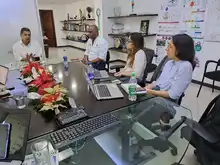 Alcaldía lideró encuentro con la gerente del FFIE para reclamar terminación de obras educativas