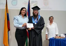 El amor de su familia la impulsó para lograr la meta más importante de su vida: certificarse como técnica auxiliar en salud oral