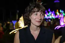 La magia del alumbrado navideño deslumbra a turistas extranjeros
