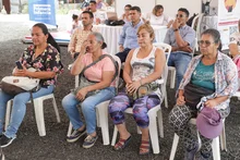 Pacto de Gobernanza con comerciantes de la plaza de mercado de Siloé
