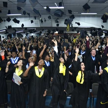 580 jóvenes de Todas y Todos a Estudiar se certificaron como técnicos laborales