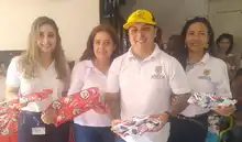 Celebración navideña para madres y niños del Distrito de Cali