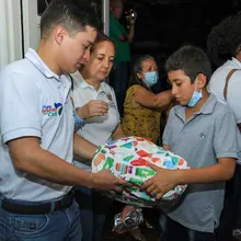 Mensajes de tolerancia y unión se expresaron en el sexto día de la Novena de Navidad