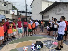 Niños y niñas de la comuna 20 pasan su tiempo libre lejos de la violencia, gracias al arte y el deporte