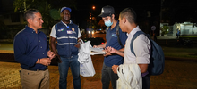 Jóvenes becados se destacan como promotores de civismo en el Alumbrado Navideño