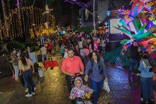 ¡Alumbrado navideño de Cali sinónimo de unión familiar, reactivación económica, cultura ciudadana y mucha alegría!