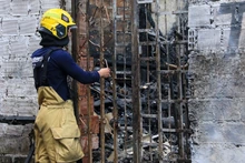 Reacción inmediata de autoridades locales ante incendio en barrio San Nicolás