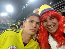 Hay una princesa que no abandona a las selecciones colombianas de fútbol  ni a sol ni a sombra