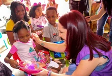 Bienestar Social lideró jornada de amor, alegría y juguetes para el disfrute de  niñas y niños caleños
