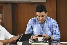 Alcaldía de Cali y gremio de taxistas trabajan de la mano para mejorar el servicio de taxis en la ciudad