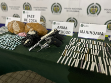 Policía neutraliza a narcotraficantes en tejados de la comuna 15