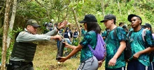 Becarios de Todas y Todos a Estudiar iniciaron la siembra de 7.000 árboles en el Bosque de los Estudiantes