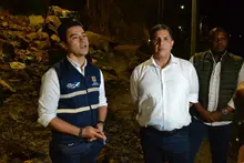 Vía al mar permanece cerrada a la altura de la "vuelta del cerezo"