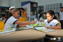 Biblioteca escolar del Antonio José Camacho abrió sus puertas a miles de estudiantes de la comuna 9