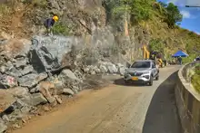 Las rocas caídas cerca de la curva del Cerezo serían retirados en su totalidad 