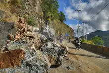 Las rocas caídas cerca de la curva del Cerezo serían retirados en su totalidad 