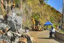 Las rocas caídas cerca de la curva del Cerezo serían retirados en su totalidad 