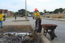 EDRU sigue interviniendo puntos crónicos de basuras en el centro de Cali