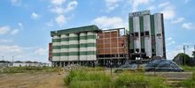 Implosión de antigua planta de Bavaria da paso a la transformación del centro de Cali