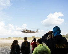 ‘Bambi Bucket’, el arma para sofocar posibles incendios en Cali