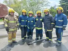 Bomberos por un Día: periodistas vistieron trajes de los “héroes sin capa”