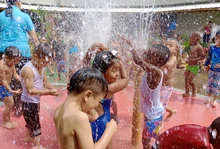 Niñas y niños de Llano Verde disfrutaron la magia de la Fiesta Acuática