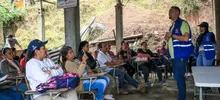 Comunidad y Administración distrital en equipo para titular predios