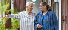 Amparo Sinisterra de Carvajal y Mariana Garcés no solo respiran cultura, también la construyen