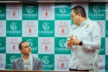 Cosenza emuló iniciativa de la Alcaldía de Cali y confirmó patrocinio al América de Cali Femenino