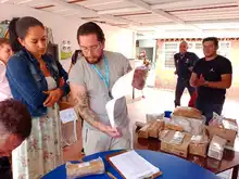 Maestros y estudiantes de la comuna 18 recibieron dotación en sus instituciones educativas 