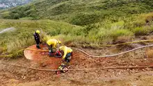 Bomberos hacen presencia en obra de Cristo Rey
