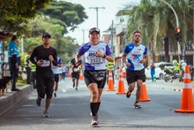 De punta a punta, La Carrera de la Mujer Ciclovida RUN 7K fue todo un éxito en la Comuna 21