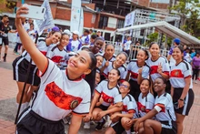De punta a punta, La Carrera de la Mujer Ciclovida RUN 7K fue todo un éxito en la Comuna 21