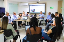 Se estudian estrategias para vincular a los productores rurales al proyecto comercial en Ciudad Paraíso.