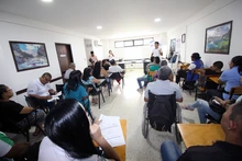 ‘Sin barreras’ avanza con éxito en las comunas de Cali en beneficio de la población con discapacidad  