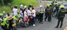 Movilidad realiza operativo a piques ilegales en el kilómetro 18 de la vía al mar