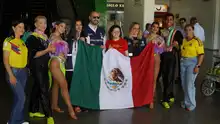Delegación de México fue recibida en Cali con dulces típicos y show de salsa Pioneros del Ritmo.