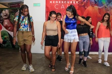 Brasil llenó de alegría la Casa Turística Solar del Río con bailes gauchos y samba