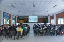 Capacitan a directivos y docentes de instituciones educativas oficiales en prácticas de vida saludable