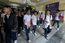 Estudiantes caleños disfrutaron del espectáculo folclórico del Primer Encuentro Mundial de Culturas Populares
