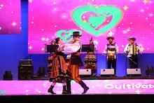 Caleños encantados con danzas de Polonia