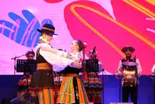 Caleños encantados con danzas de Polonia